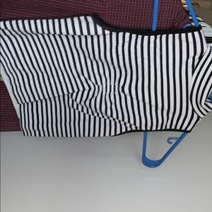 Black and white crop top